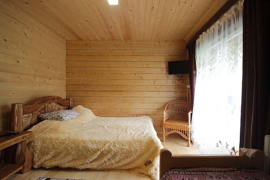 224 тримісний номер у Садиби "Два брати" с.Подобовець, Закарпатська область