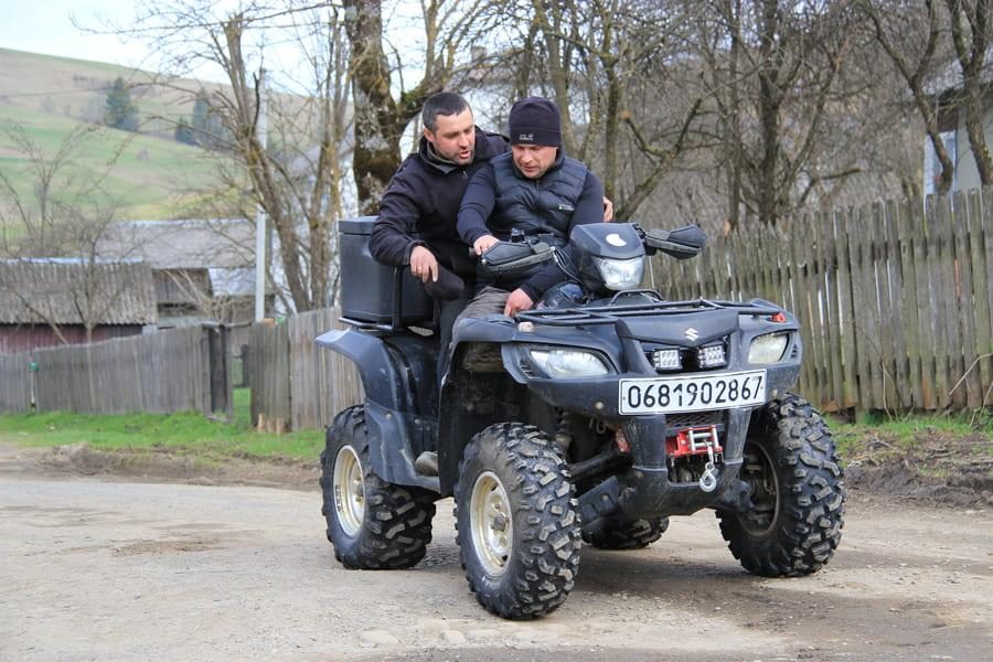Подорожі на квадроциклах від Садиби "Два брати" с. Подобовець